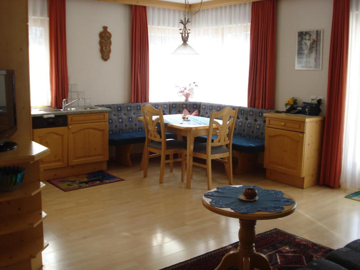Chasa Valetta Apartamento Samnaun Quarto foto