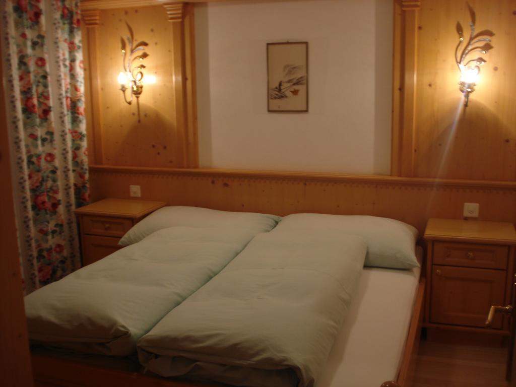 Chasa Valetta Apartamento Samnaun Quarto foto